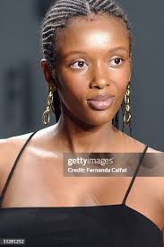 500 Liz Lange Spring 2005 Runway Stock Photos, High-Res Pictures, and  Images