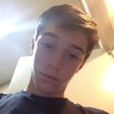 Hunter Burrows's Instagram, Twitter & Facebook