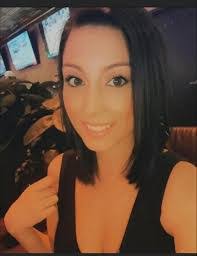 Victoria Robin's Instagram, Twitter & Facebook