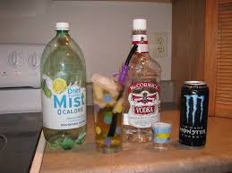 Yummy Drink One Shot Vodka One Shot Monster Low Carb Diet Sprite 6 Oz On Ice Low Carb Drinks Diet Sprite Monster Low Carb