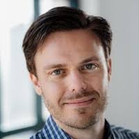 Daniel Comas's Instagram, Twitter & Facebook