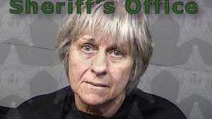 Linda Wildes's Instagram, Twitter & Facebook