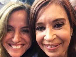 Jun 20, 2021 · la foto de ángel junto a su bebé que se hizo viral en las redes y dio pie a la cadena de solidaridad. Una Candidata Multimillonaria Llevo Al Peronismo Platense A La Peor Crisis De Su Historia