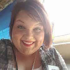 Lynette Eaton's Instagram, Twitter & Facebook