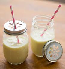 Bananenmilch Die Kleinen Feinschmecker Rezept Bananenmilch Bananenmilch Rezept Bananen
