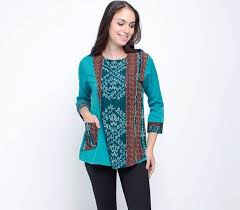 Kerja kantoran makin elegan dengan sentuhan batik dalam setiap. 30 Model Baju Kerja Wanita Atasan Polos Fashion Modern Dan Terbaru 2021 Pusat Mukena Com Jual Mukena Model Terbaru 2021