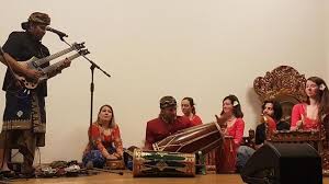 20+ contoh alat musik petik tradisional dan modern beserta gambarnya. Kolaborasi Jazz Dan Gamelan Pikat Pecinta Musik Di Inggris