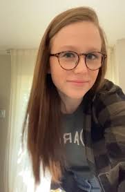 What are some Friends character costume ideas for Halloween?