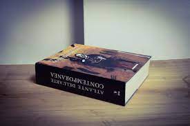 Si richiede altresì un appropriato uso del lessico specifico relativo alla disciplina. Tutta L Italia In Un Volume D Arte De Agostini Biancoscuro