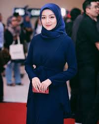 Ceritangewe adalah situs cerita dewasa, cerita sex, cerita basah, cerita lendir dengan kisah nyata sedarah, daun muda, fiksi dan bergairah untuk dibaca setiap hari. 180 Mira Ideas Mira Beautiful Hijab Hijab Fashion