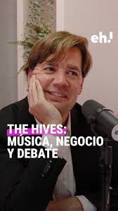 Así se parten de risa Christophe Galtier y Kylian Mbappé, del PSG, al ser  preguntados por utilizar el tren en vez del jet privado para un  desplazamiento corto. Está claro que la