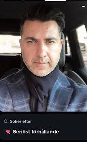 This tiktok account and whatsapp number are scammers, she will lead you to  invest