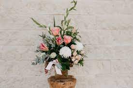 Shop for artwork by lisa mackay. Mackay Florist Flowers From Lisa S Queensland Florist