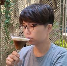 槟城必吃的咖里面| 统统都是本地人的最爱✨🤩  槟城的咖里面曾经被称为'''生前必尝的世界十大美食之一'！在槟城，到处都能找到叻沙，炒粿条，东炎面，煎蕊，或蚝煎。可是，真正好吃的咖里面又有几家呢？✨  以下是我们为您准备的槟城咖里面指南！打算过来槟城的吃货们赶紧约 ...