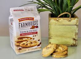 Save when you order pepperidge farm lexington cookies milk chocolate toffee almond and thousands of other foods from giant online. The Best Chocolate Chip Cookies You Can Buy Eat This Not That
