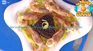Se preferite far saltare i gamberi sgusciati in padella potete seguire la ricetta dei gamberi al brandy insaporiti anche grazie presenza della salsa worcester oppure provare i. Gamberoni Con Salsa Al Curry Ricetta Anna Moroni Da Prova Del Cuoco