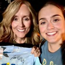 Do y'all flush the needle