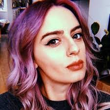 Adele Barlow's Instagram, Twitter & Facebook