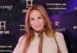 She eventually became one of holland's most. Rosalie Van Breemen La Biographie De Rosalie Van Breemen Avec Gala Fr