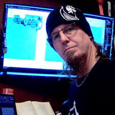 Kipp Davis's Instagram, Twitter & Facebook