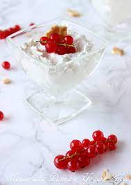 Mousse alle ciliegie e yogurt greco. Mousse Allo Yogurt Greco E Panna Un Giorno Senza Fretta