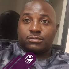 Watch as this sneaky crocodile thinks twice about stealing a kill from a  large pride of lions. 😳