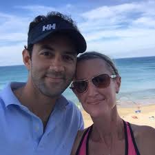 What are the best treatment options for a shoulder injury, specifically  comparing ream and run procedure and arthrosurface inlay glenoid?