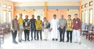 Doa yang dipanjatkan semoga dengan perayaan natal tersebut semakin mempererat persaudaraan. Teks Doa Pembukaan Perayaan Natal Kata Sambutan Pembukaan Acara Natal Berita Terbaru Hari Ini 1 Contoh Tampilan Acara Di Perayaan Natal Jeanna Kees