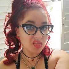 Blanca , Blanche , Bianca, Bijela, Valge, Levan, Gwyn, Puti, Albus