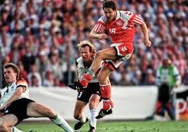 Es nahmen 189 rennfahrer an der rundfahrt teil, von denen 115 klassifiziert wurden. Kim Vilfort The Tragic Hero Of Denmark S Euro 92 Glory