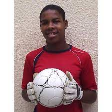 Mike maignan, 25, from france losc lille, since 2015 goalkeeper market value: Joueur Mike Maignan Club Football Js Villiers Le Bel Footeo