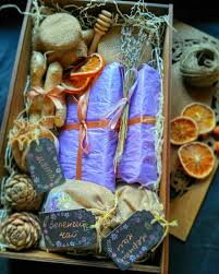 что можно положить в бокс парню на новый год Podarochnyj Boks Chajnyj Nabor Otlichnyj Podarok Mame Babushke Uchitelyu Sestre Uyutnyj Zabotlivyj Dostavka Tyumen Podarki Idei Podarkov Podarok