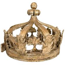 French Gilded Wooden Crown From A Unique Collection Of Antique And Modern Wall Mounted Sculptures At Crown Decor Modern Decorative Objects Antique Sculpture