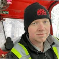 Scott Bevington's Instagram, Twitter & Facebook