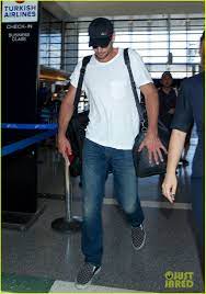 Tom Welling Makes Rare Appearance at LAX Airport: Photo 2940884 | Tom  Welling Photos | Just Jared: Entertainment News