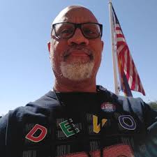 Darryl Dawson Brown (@ddawsonbooks) • Instagram photos and videos