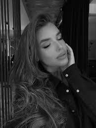 Maria Julie's Instagram, Twitter & Facebook