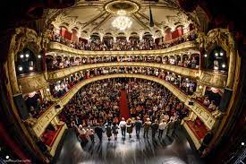 Cluj.ro | de la utilizatori pentru utilizatori. Teatrul NaÈional Din Cluj Napoca Va Transmite Online O Serie De Spectacole Cluju Ro