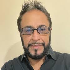 Stuart Ochs's Instagram, Twitter & Facebook