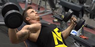 Sie können für kräftige brustmuskeln zuhause die liegestütze abwandeln, indem sie sowohl ihre hände als auch ihre füße. Brusttraining Kurzhantel Oder Langhantel