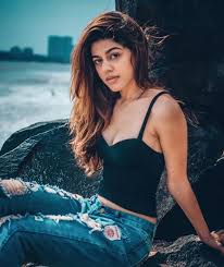 Aalia Ebrahim Wiki Age Height Weight Family Husband Affairs Biography Indian Actress Photos Bollywood Glamour Fashion
