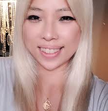 Adding pickles to crawfish boil for unique flavor