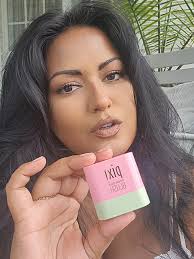 Fleur Pixi Blush Brown Skin