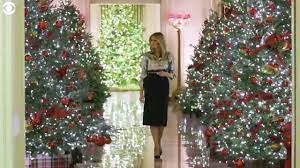 On the inside is the message merry chritmas and a happy new year and with the printed signatures of donald trump, melania trump and barron trump 2017. President Trump And First Lady Melania Wear Matching Tuxedos In Final White House Christmas Card Cbs News