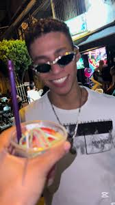 Funky Brasileño: ¡Hola, hola! Si cantas bien te ganas este cóctel