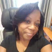 Ella Waller's Instagram, Twitter & Facebook