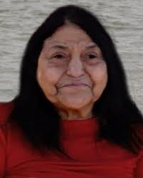 Vicky Lara's Instagram, Twitter & Facebook