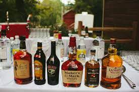 How To Set Up A Diy Bar For Your Wedding Diy Wedding Bar Bar Set Up Wedding Bar