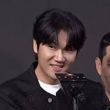 很抱歉表情控管失敗 但小玉的斜眼為什麼這麼色 總之很開心 謝謝大家