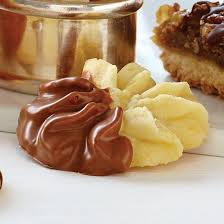 Rosettes Au Chocolat Et A L Orange Rosette Recipe Chocolate Orange Dessert Frosting